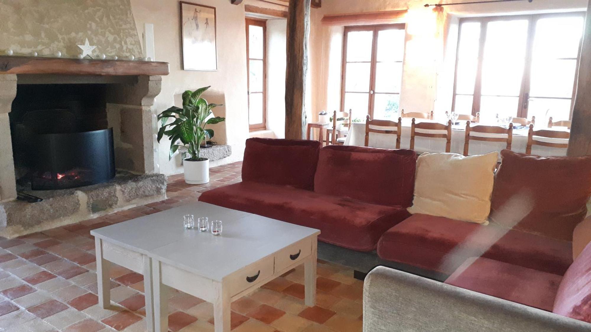 Domaine De Montvianeix Bed and Breakfast Saint-Victor-Montvianeix Buitenkant foto